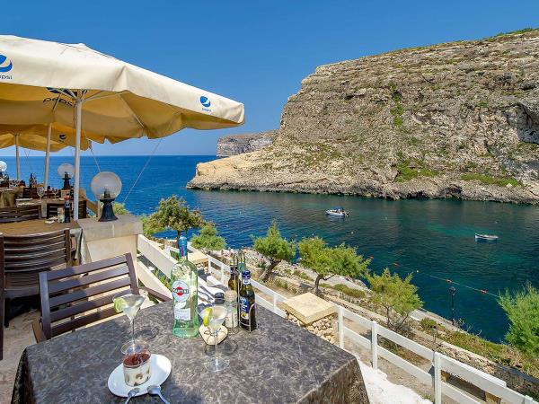Gozo self catering beach apartment