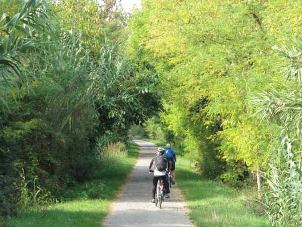 Lake Garda cycling vacation in Italy