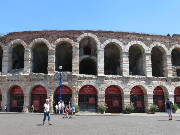 Lake Garda to Venice cycling vacation, Italy