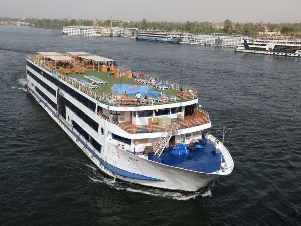 Egypt tour with Nile cruise