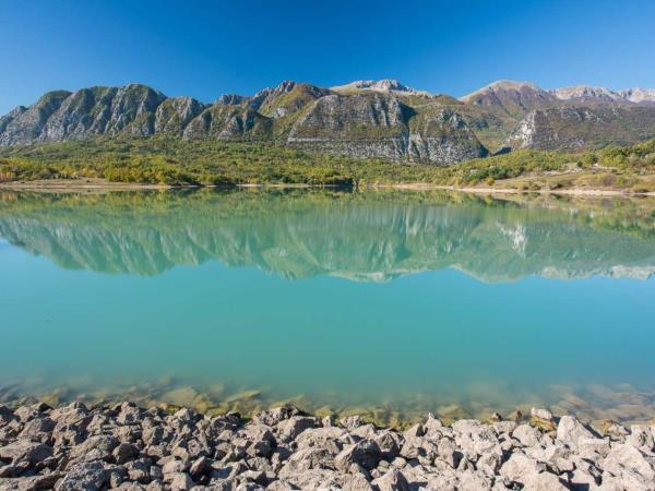 Italy rewilding vacation in the Apennines