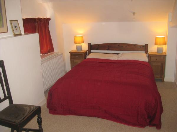 Vegetarian bed & breakfast in West Wales