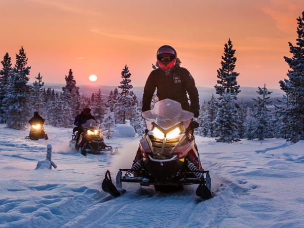 Northern Lights with snow hotel vacation