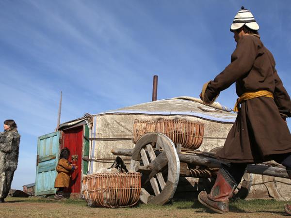 Eagle festival tour in Mongolia