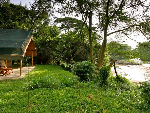 Uganda tailor made vacation