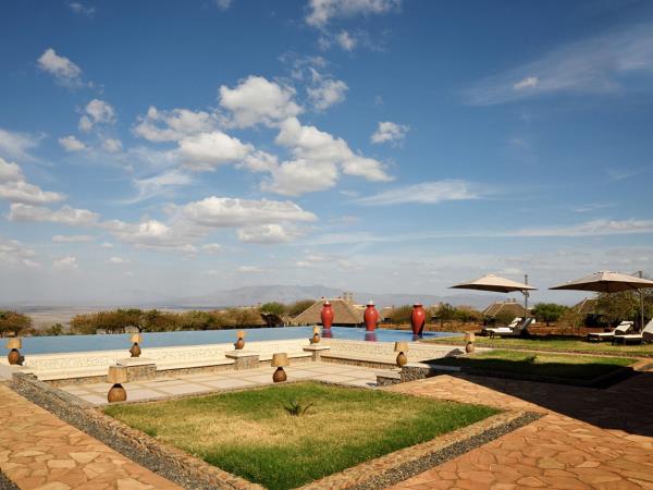 Tanzania tour with Kilimanjaro day trek