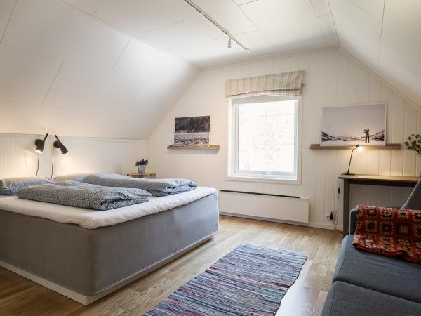 Norway winter family adventure vacation