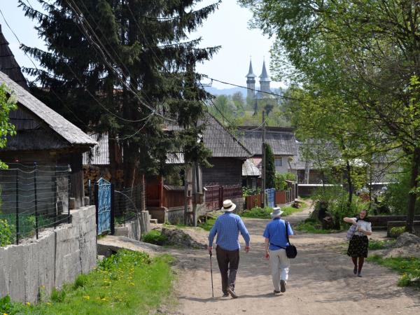 Easy hiking vacation in Romania