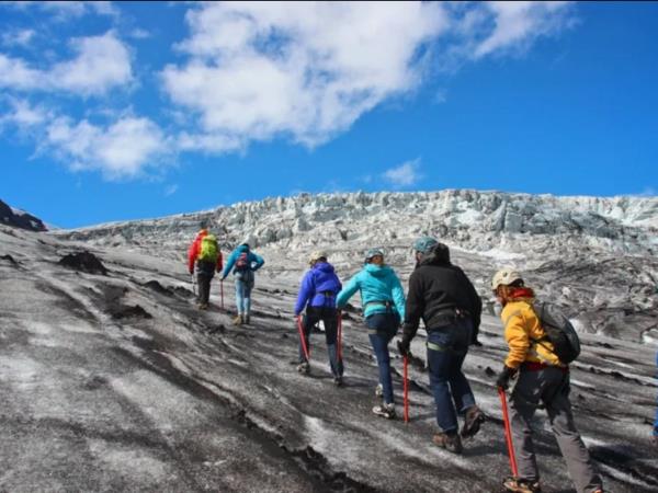 Iceland winter vacation