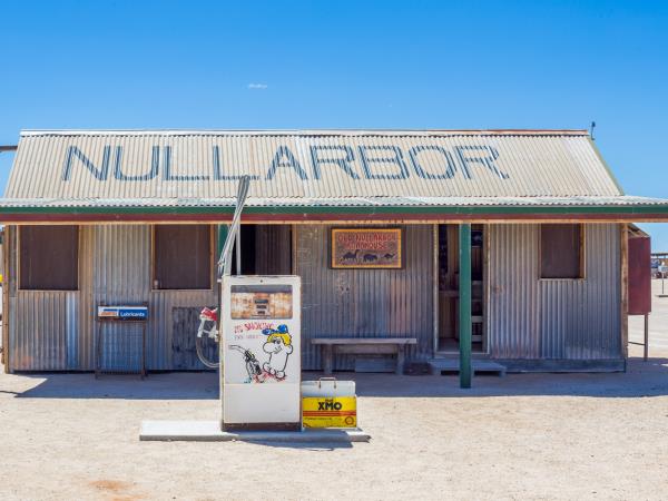Perth to Adelaide tour, Australia