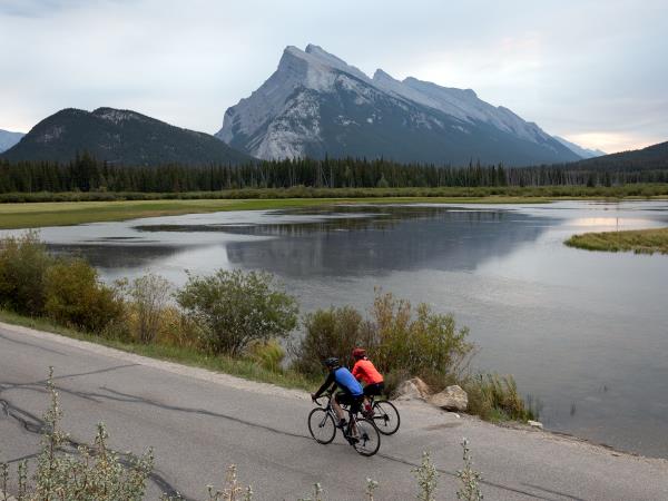 Jasper to Banff cycling tour in Canada