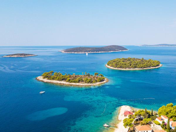 Active vacation in Croatia for families with older children