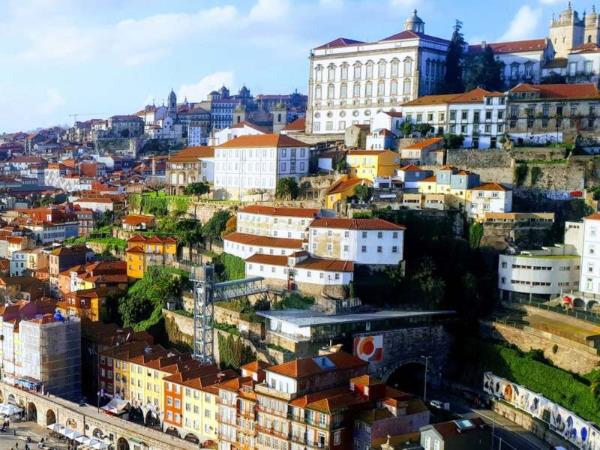 Portugal self drive vacation, Porto to Lisbon