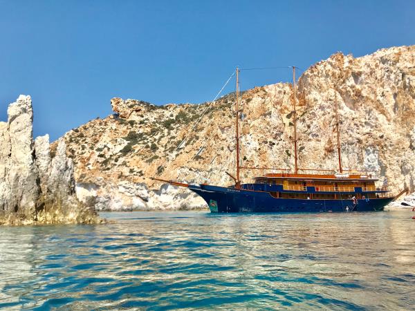 Greek Cyclades island hopping cruise