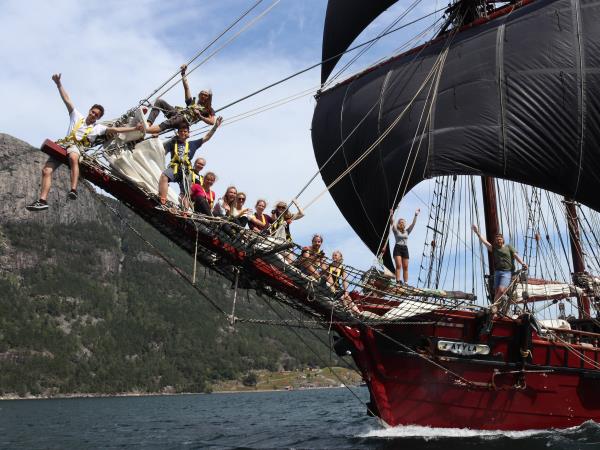 Tall ship adventure to the Brixham pirates festival