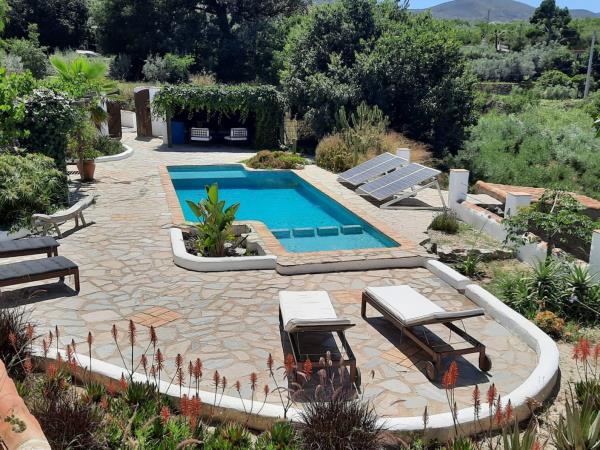 Rural B&B farmhouse in Lubrin, Spain