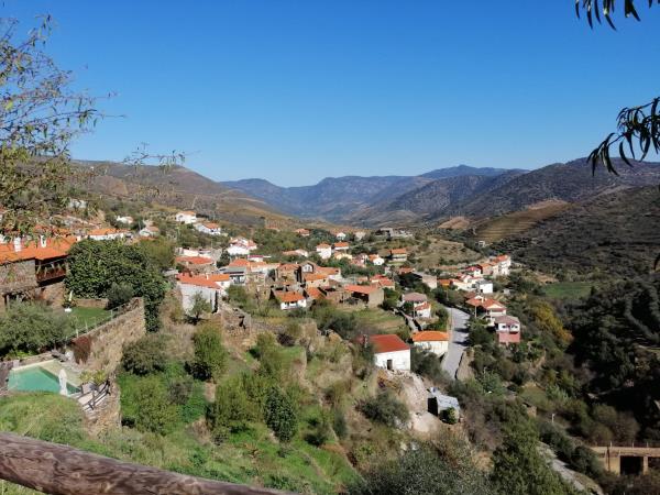 Northern Portugal kayaking vacation, Douro wine region