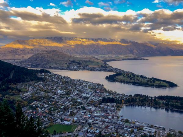 New Zealand south island group tour