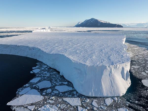 Ross Sea Antarctic Islands cruise from New Zealand