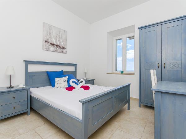 Lighthouse accommodation near Dubrovnik