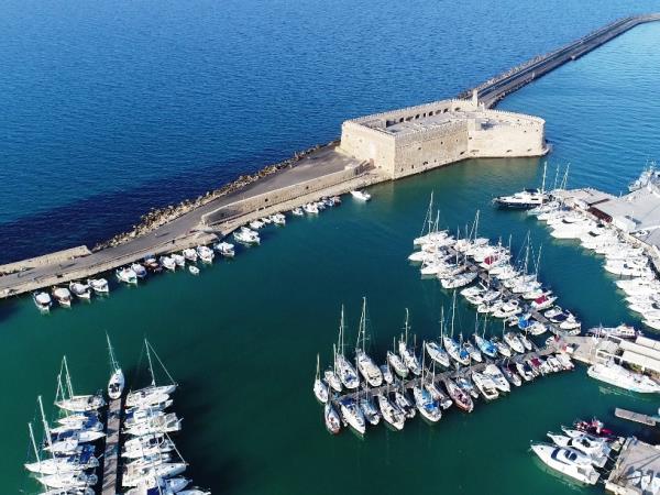 Crete private tour vacation