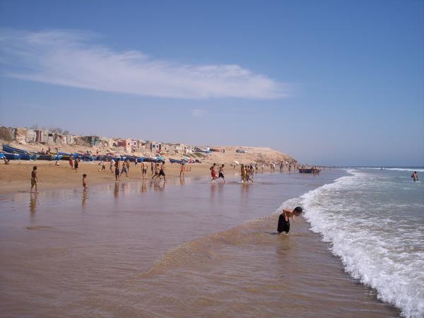 Morocco family tour, camels, kasbahs & beach