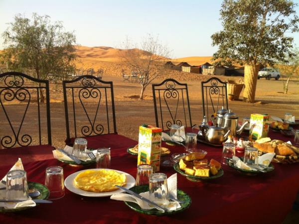 Morocco family tour, camels, kasbahs & beach