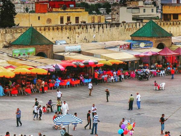 Fez & Chefchaouen trekking vacation in Morocco