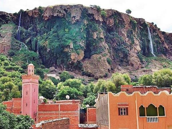 Fez & Chefchaouen trekking vacation in Morocco