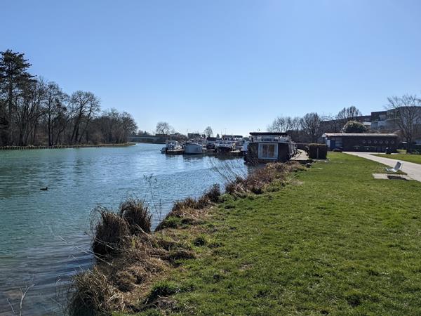 Cycling vacation in Champagne, France