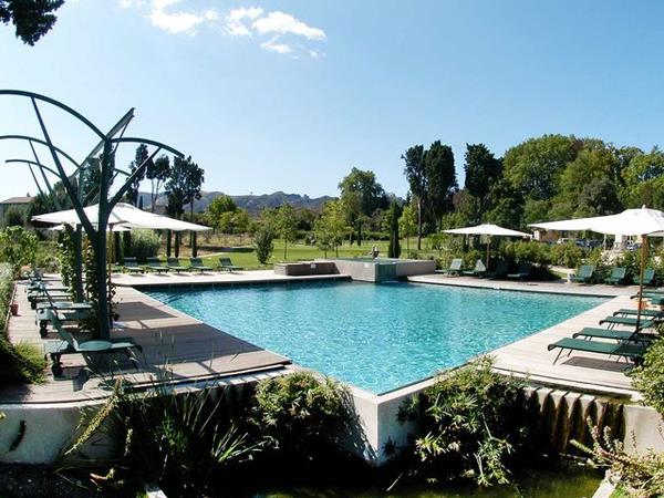 Provence easy cycling vacation in France