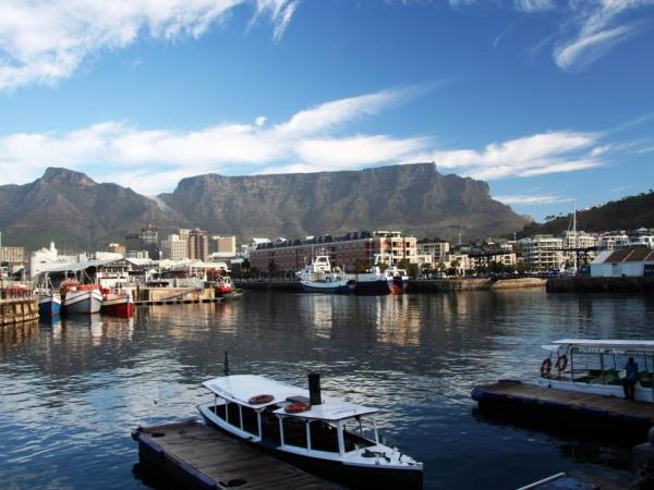 Nairobi to Johannesburg overland tour in Africa