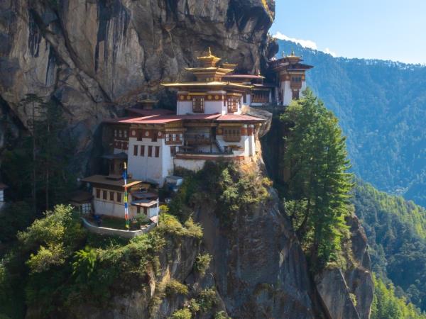 Bhutan mountain biking vacation
