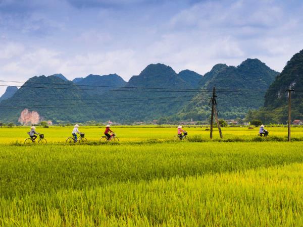 Vietnam cycling adventure vacation