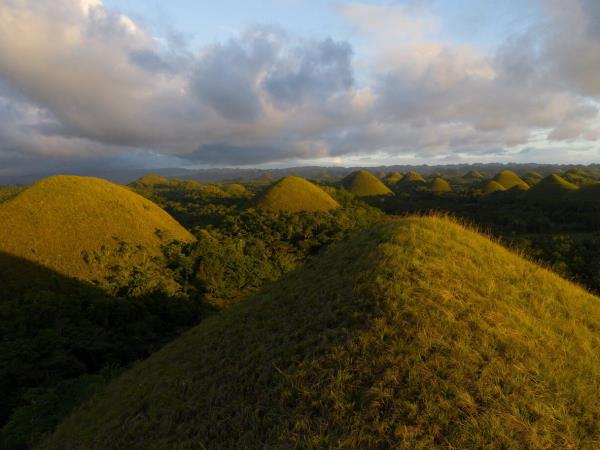 Philippines and Indonesia expedition cruise