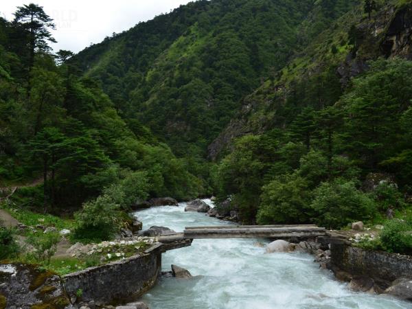 Laya Gasa trekking vacation in Bhutan