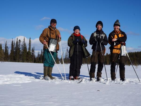 Skiing and winter camping in Finnish Lapland vacation