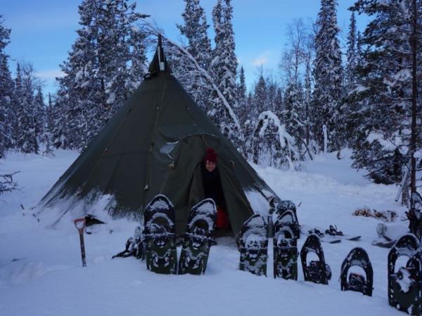 Skiing and winter camping in Finnish Lapland vacation