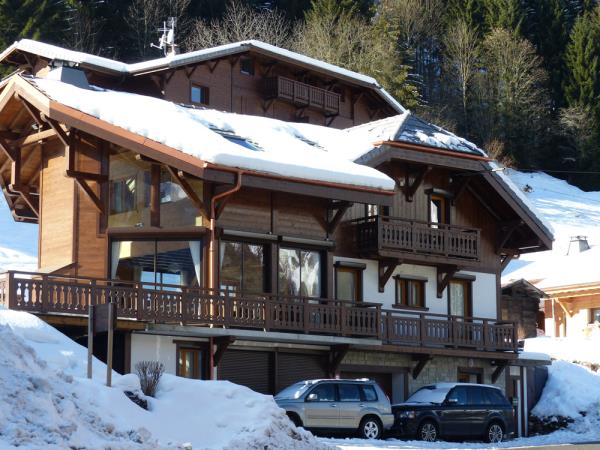 Self guided hiking vacation in Morzine, France