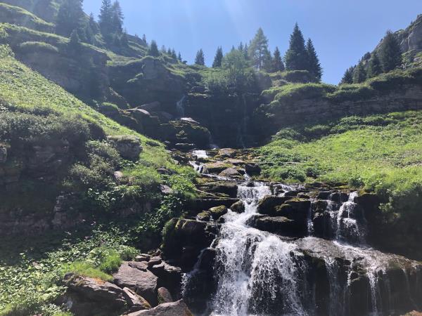 Self guided hiking vacation in Morzine, France