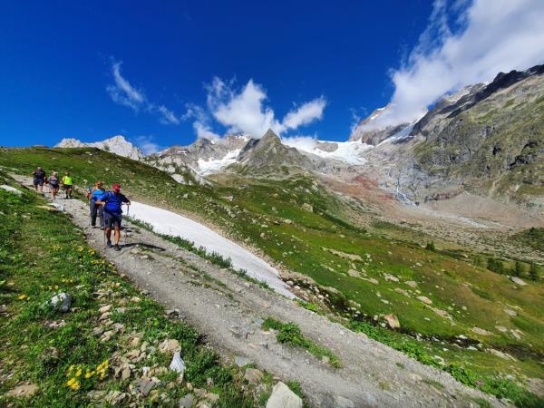 Mont Blanc self guided hiking vaction