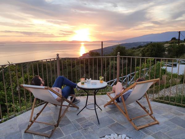 Calligraphy workshop vacation in Pelion, Greece