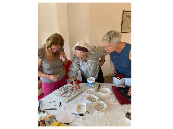 Mosaics workshop art vacation in Greece