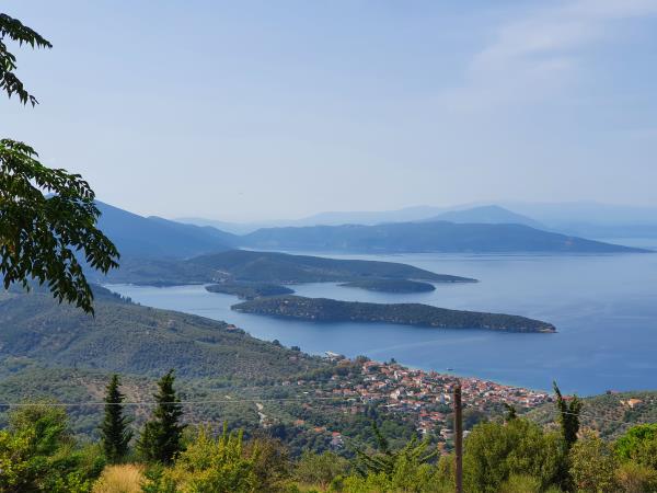 Mosaics workshop art vacation in Greece