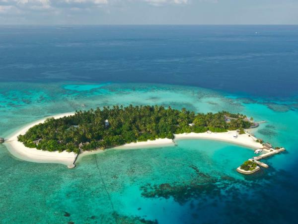 Maldives remote island getaway