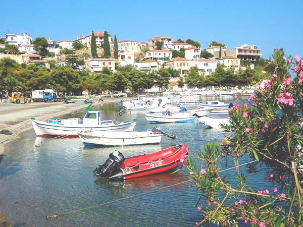 Greece biking vacation, archaeology tour