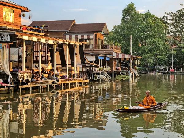 Family vacation to Thailand, jungles and islands