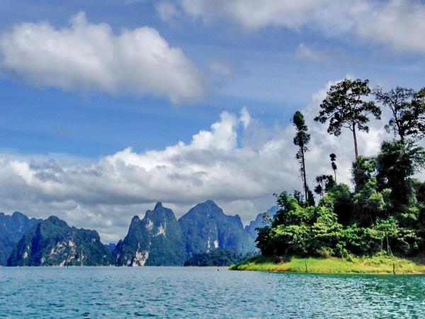 Family vacation to Thailand, jungles and islands