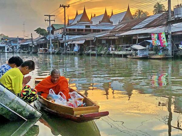 Family adventure vacation in Thailand