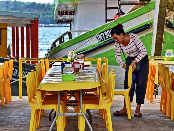 Borneo vacation, Land below the wind